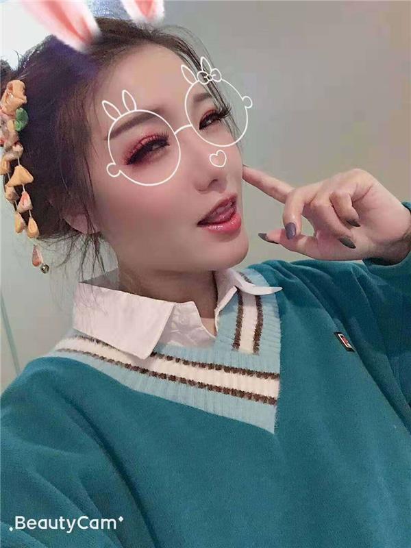 丰满服务好，36D可爱的moyoo