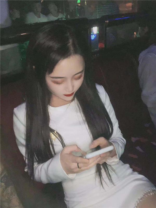 亲身体验00后小妹