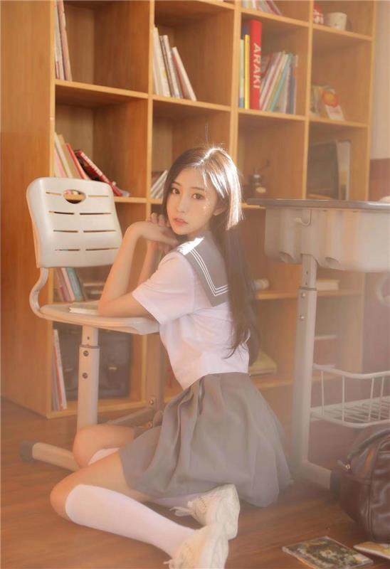 声音超甜美的大胸妹子，kouhuo超赞。