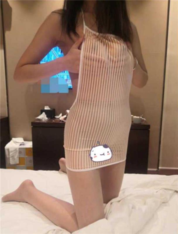 体验邻家的小嫩妹