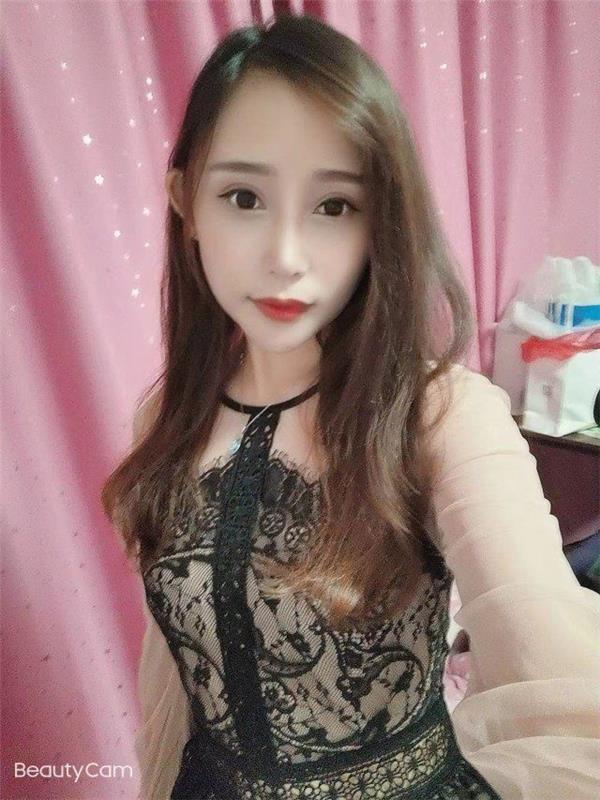 据说以前是做宠物美容师