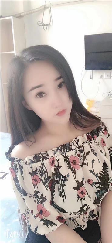 曝草闵行美女小甜甜，服务好，胸大