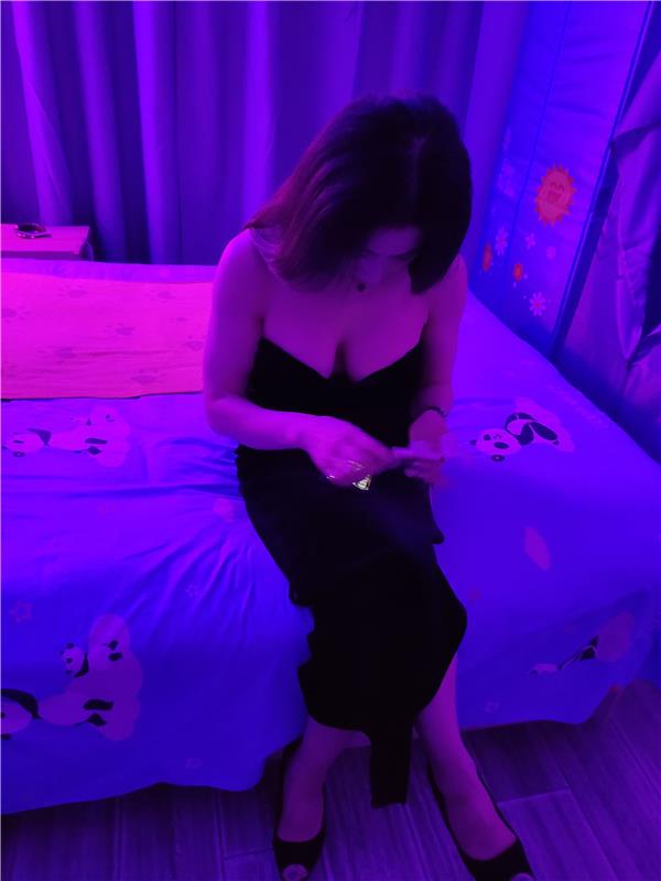 徐汇区 小樱，超高性价比，推荐给即想省钱又想享受服务的狼友