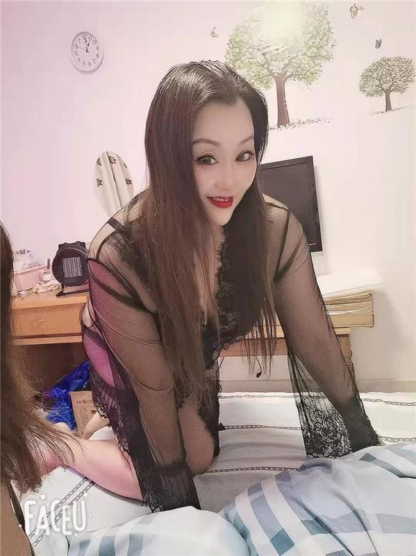 东郊美少妇.