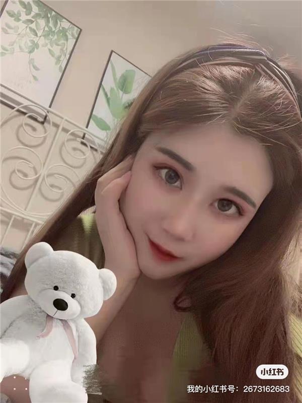 房山大胸萌萌