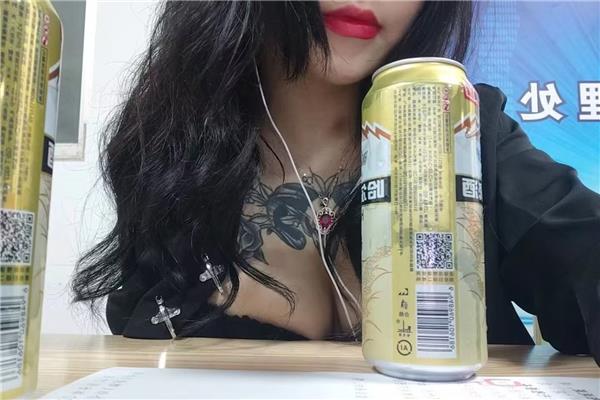 36D服务质量靠谱但不风俗的妹子体验
