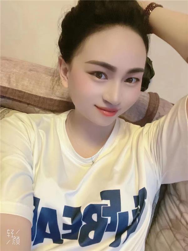 上海超嗨小辣妹