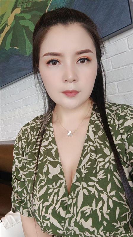 杭州临平区性价比超高，胸大屁股大的少妇熟女