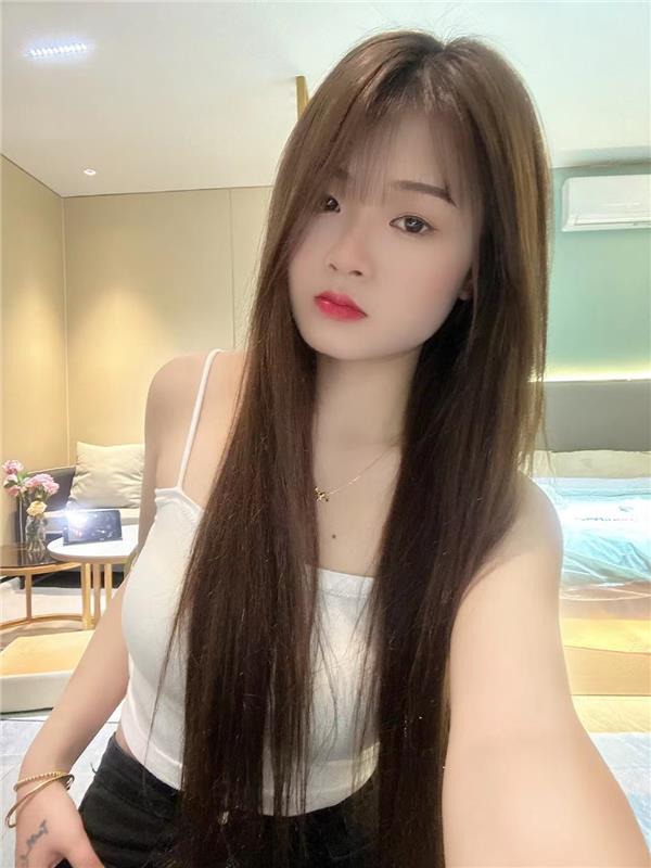 女王调教B嫩多汁