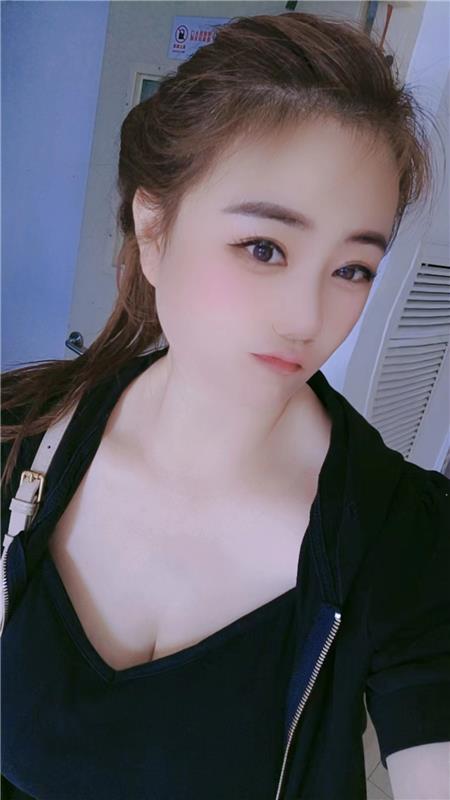 良乡大学城年轻妹子