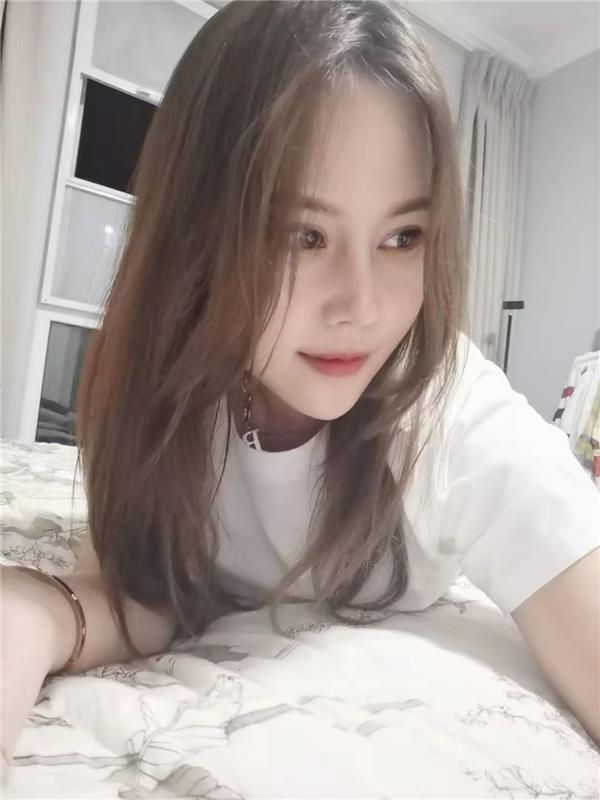 广都欧美系妹子