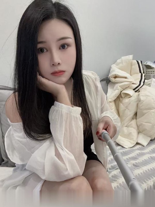 170美腿D波妹小鱼