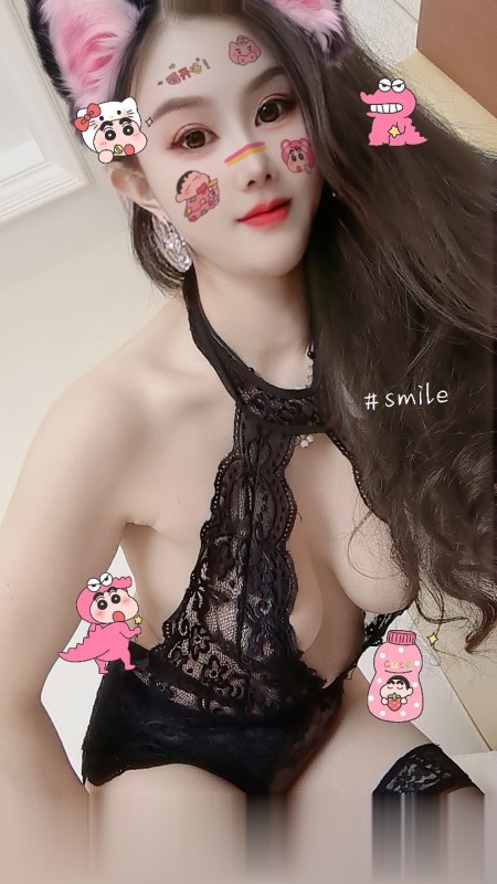 闵行新人小婷