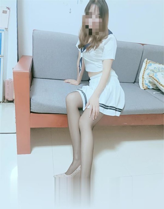 政务美腿中项安琪