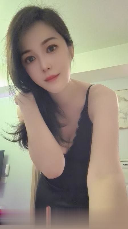 成都天府二姐美女依灵