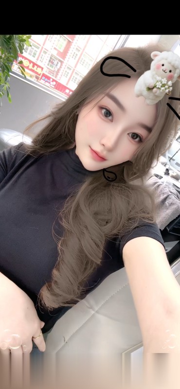 胜太路大胸小姐姐