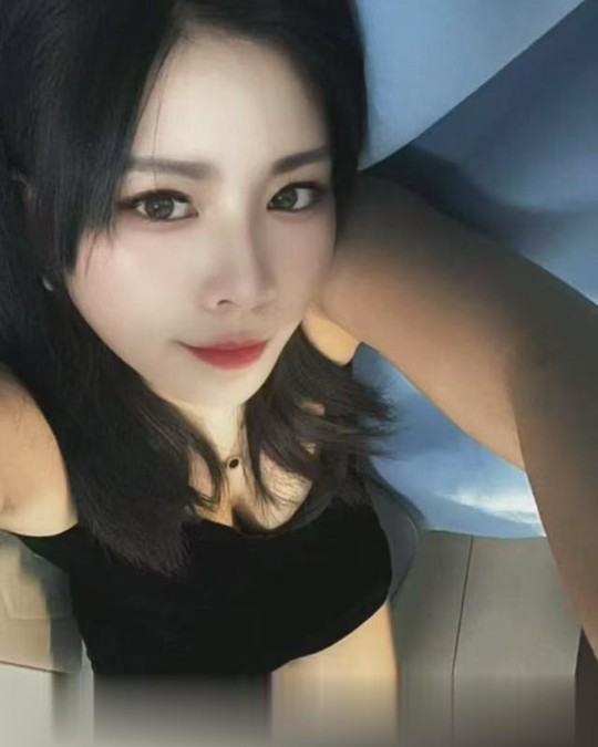 上城雯雯..
