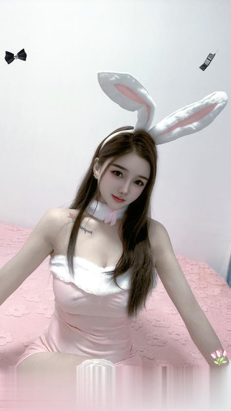 吴中性感美少女