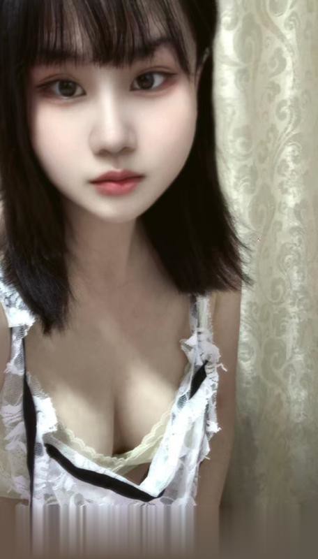 西安粉嫩翘臀灵儿