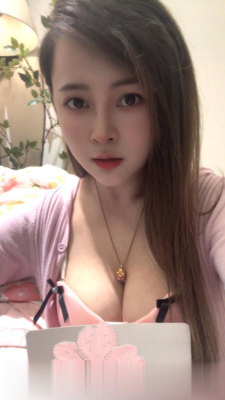 温柔大胸小姐姐