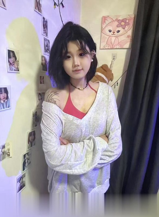 铁西大胸纹身妹妹