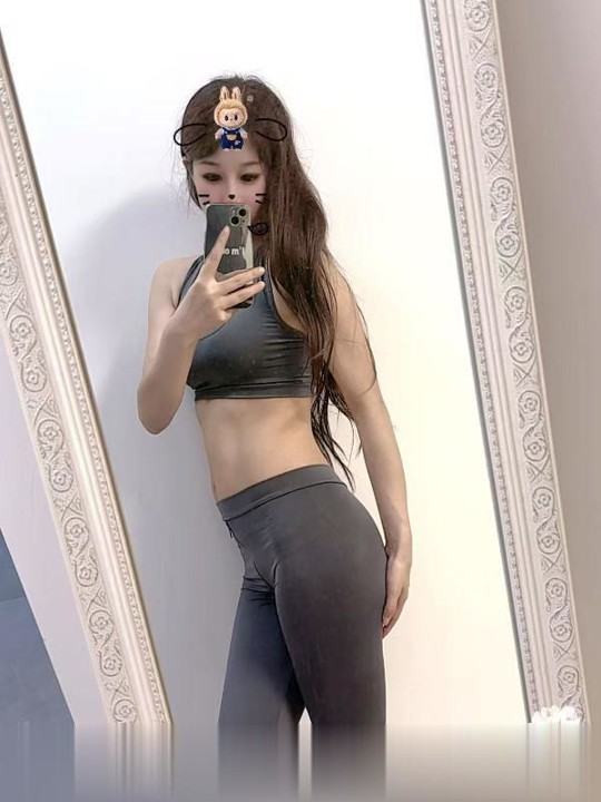 服务系少妇雪儿