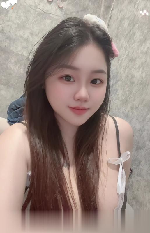 道里微胖巨乳精神小妹