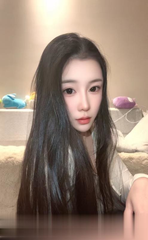 江宁颜值美女沐沐