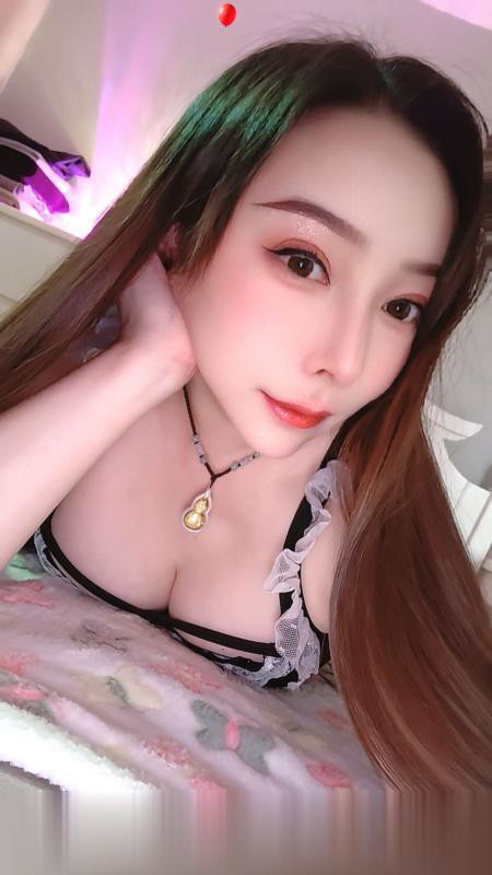 丰满的知性熟女