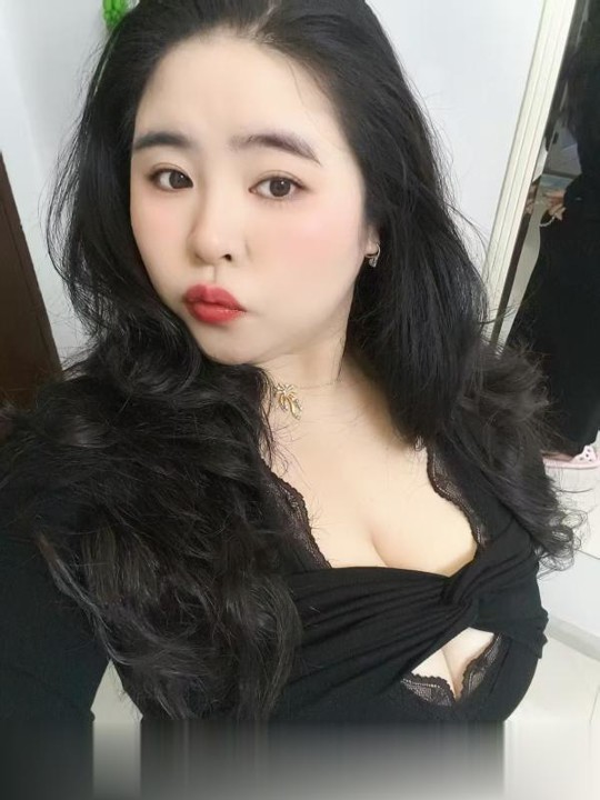 南山肥臀乳神露露