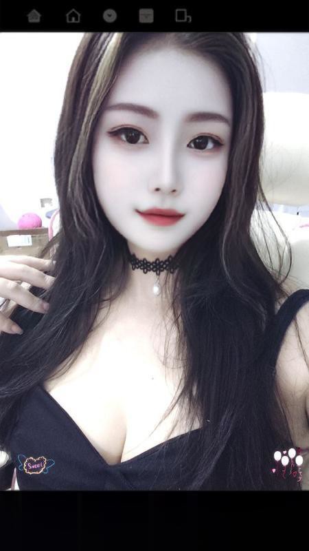 服务系大奶骚女夏老师