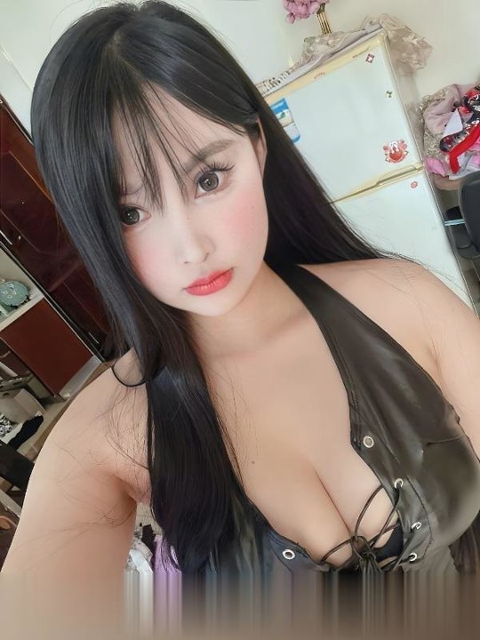 武侯D奶巨乳晴儿