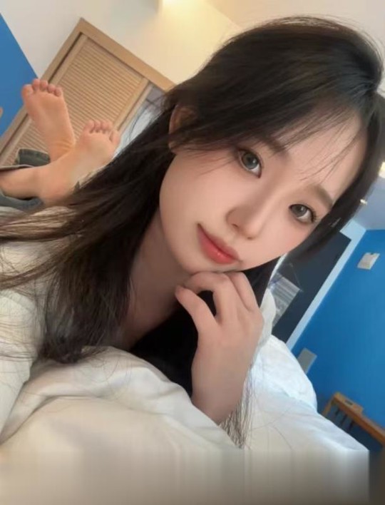 新人晓晓极品淫荡骚货