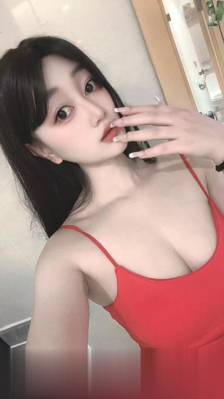 龙华蜂腰辣妹苏漫