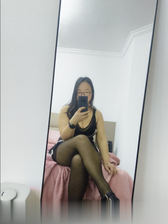 三山街二刷眼镜少妇