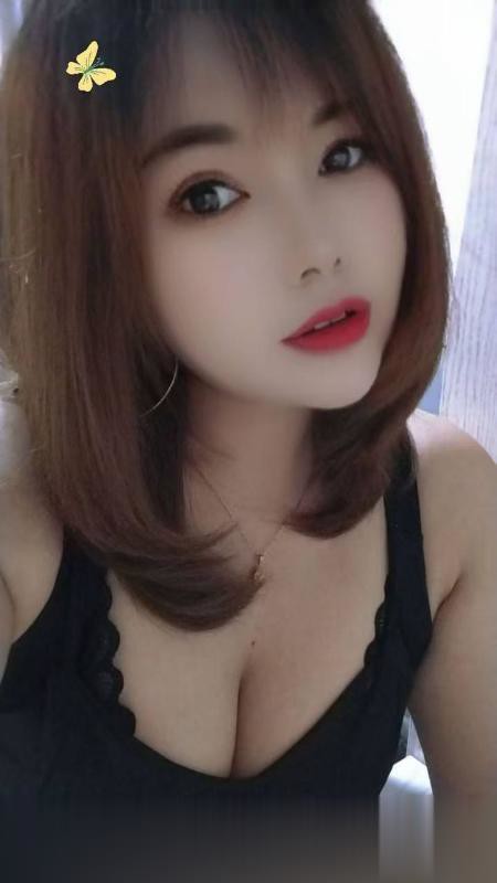 服务贴心大胸姐姐