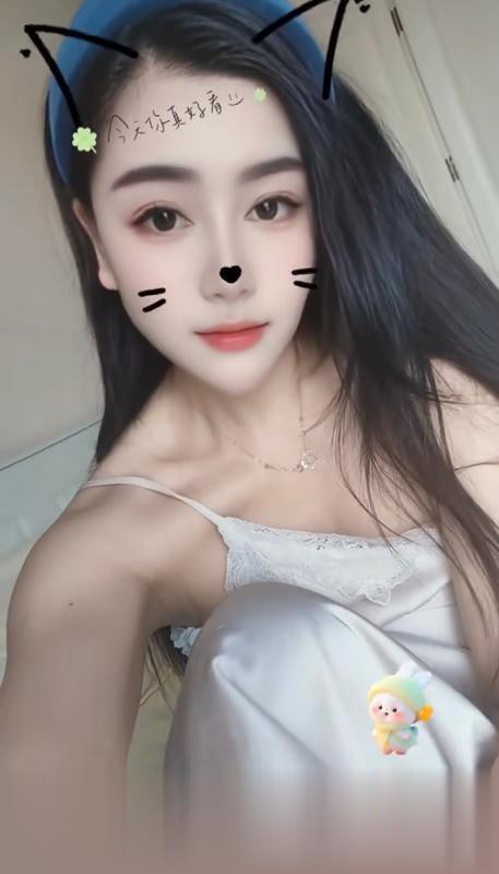 佳佳服務美女