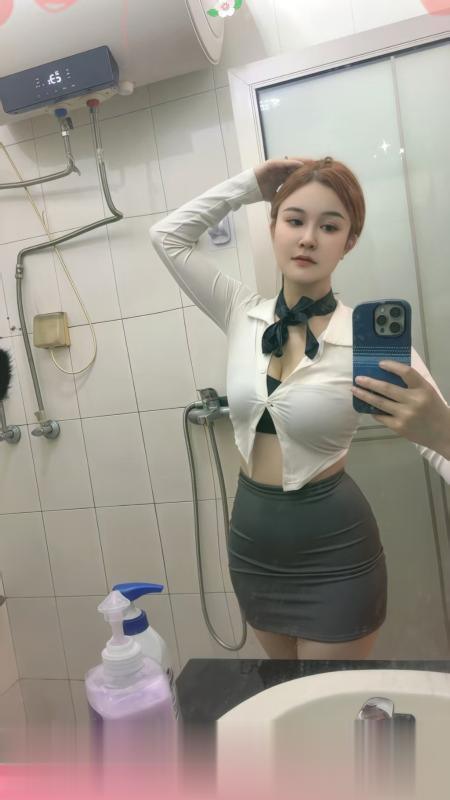 美乳风情御姐
