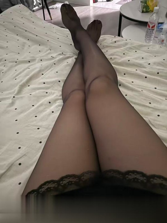 肤白貌美邻家御姐