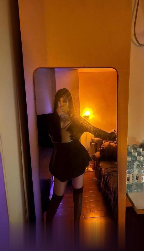 嫩妹超软D乳珊珊