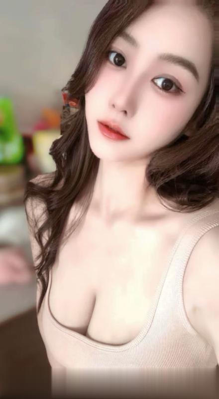 江宁大胸美女