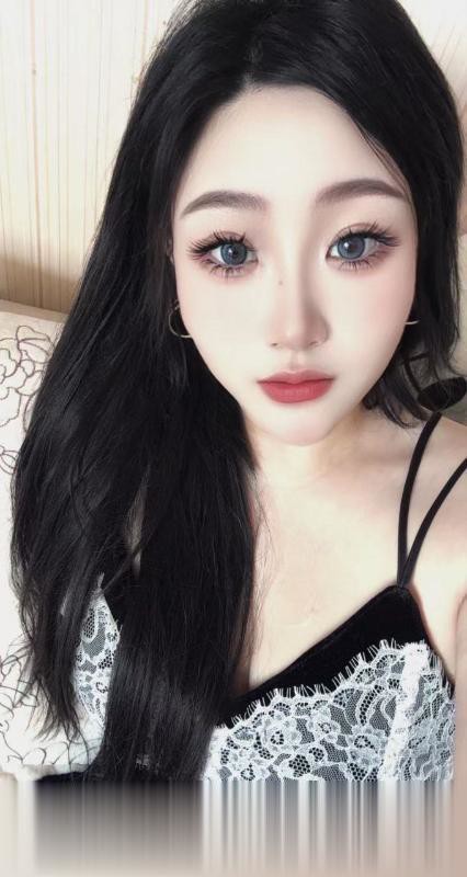 丰满大奶骚货