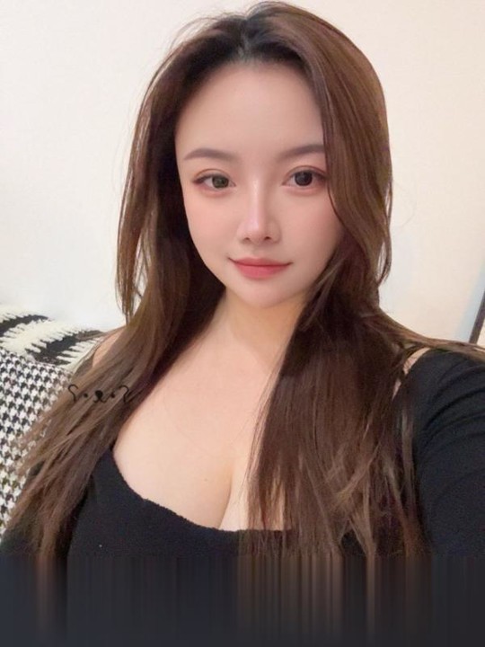 F杯巨乳小琴