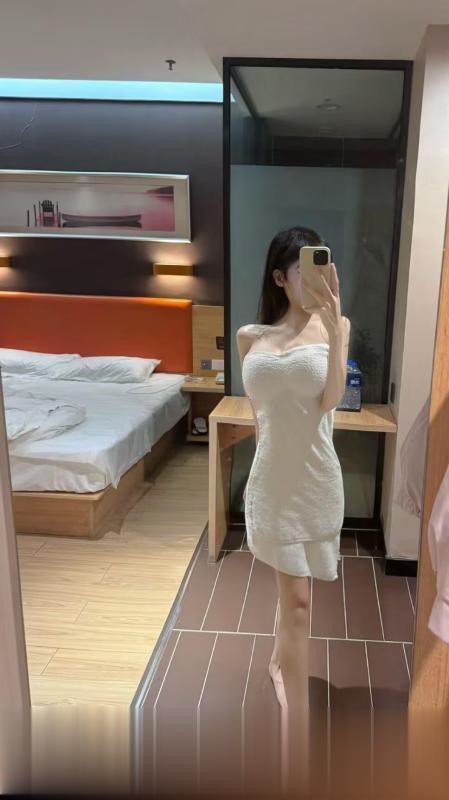 南沙性感身材苗苗