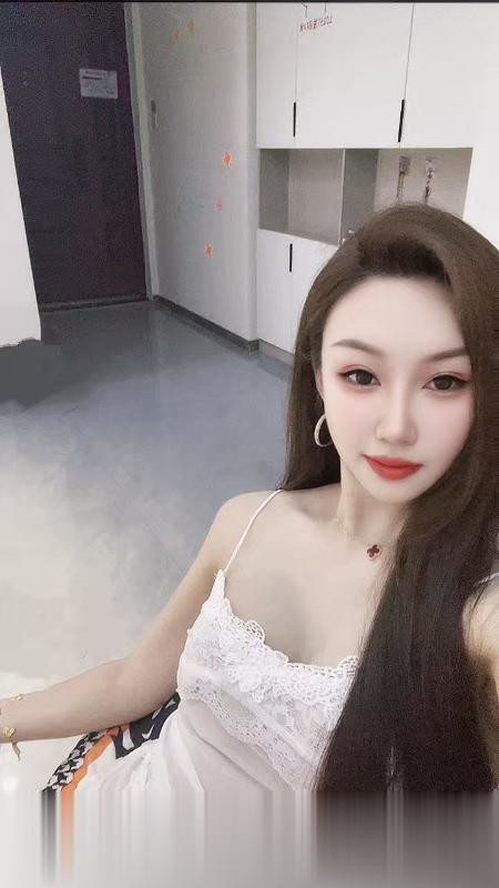 吴中性感长腿靓妹