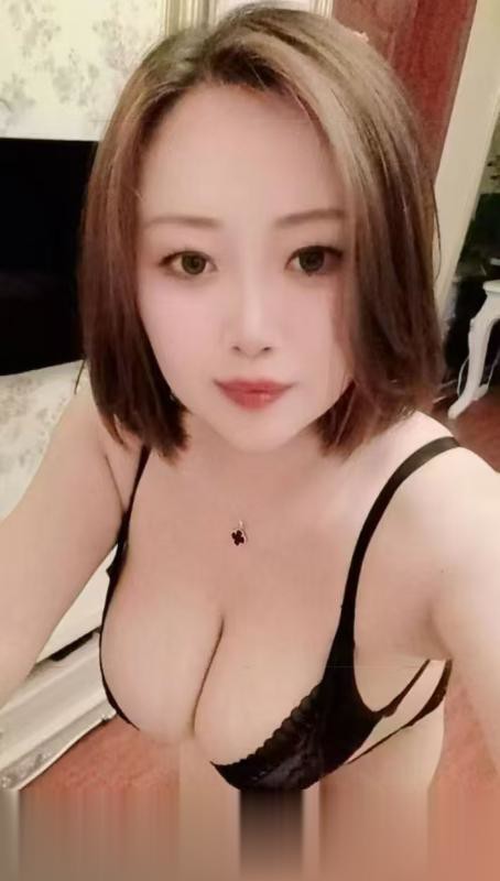 巨乳骚妇..