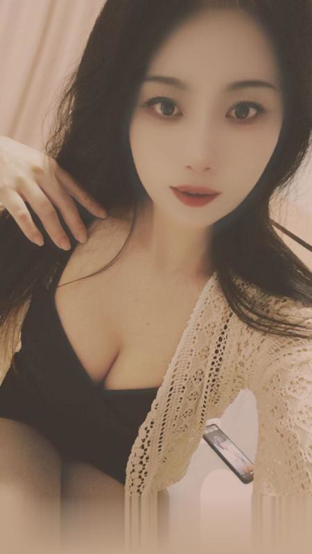 回味大胸骚女夏老师