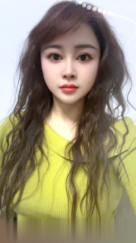 圆润大奶肥臀少妇
