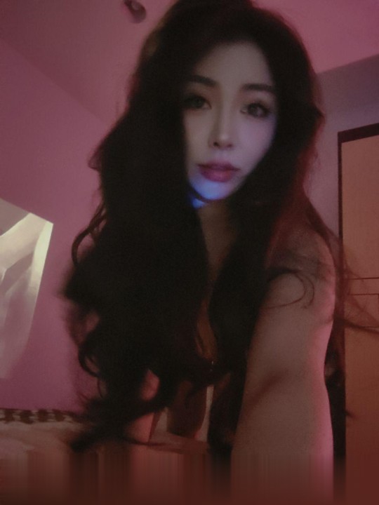 金水性感高挑御姐