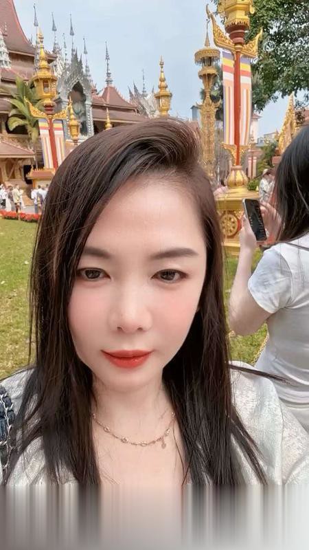 三通气质熟女